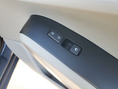 Certified 2024 Kia Soul LX image 11