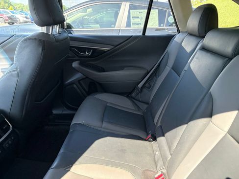 Used 2020 Subaru Outback Onyx Edition XT AWD/4WD image 9