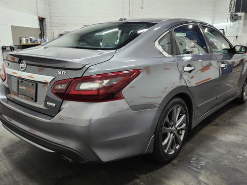 Used 2018 Nissan Altima 2.5 SR w/ SR Special Edition image 17