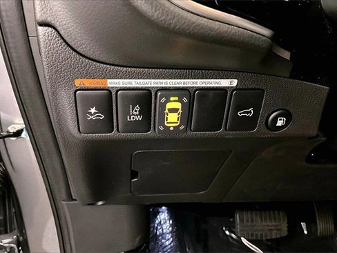 Used 2022 Mitsubishi Outlander SEL image 32