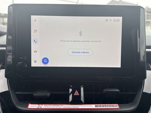 Used 2025 Toyota Corolla SE image 18