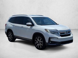 Used 2019 Honda Pilot Touring video 3