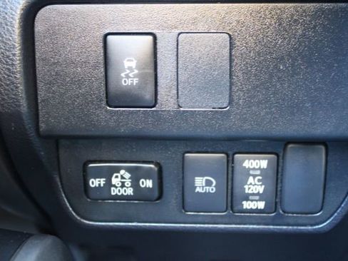 Used 2023 Toyota Tacoma TRD Sport image 21