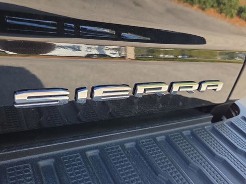 Used 2024 GMC Sierra 2500 Denali Ultimate w/ Max Trailering Package image 16