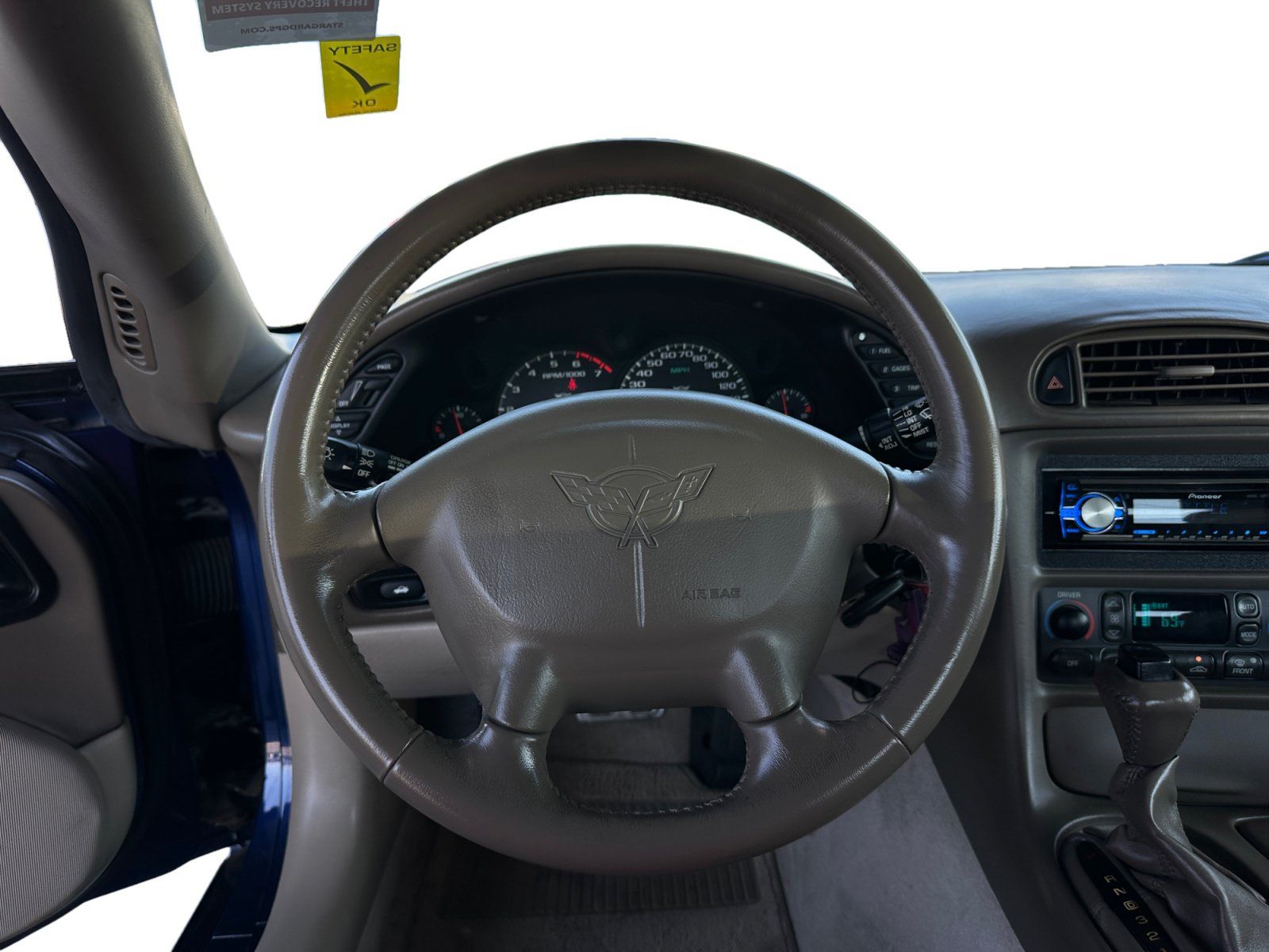 Used 2004 Chevrolet Corvette Convertible w/ Preferred Equipment Group RWD image 12