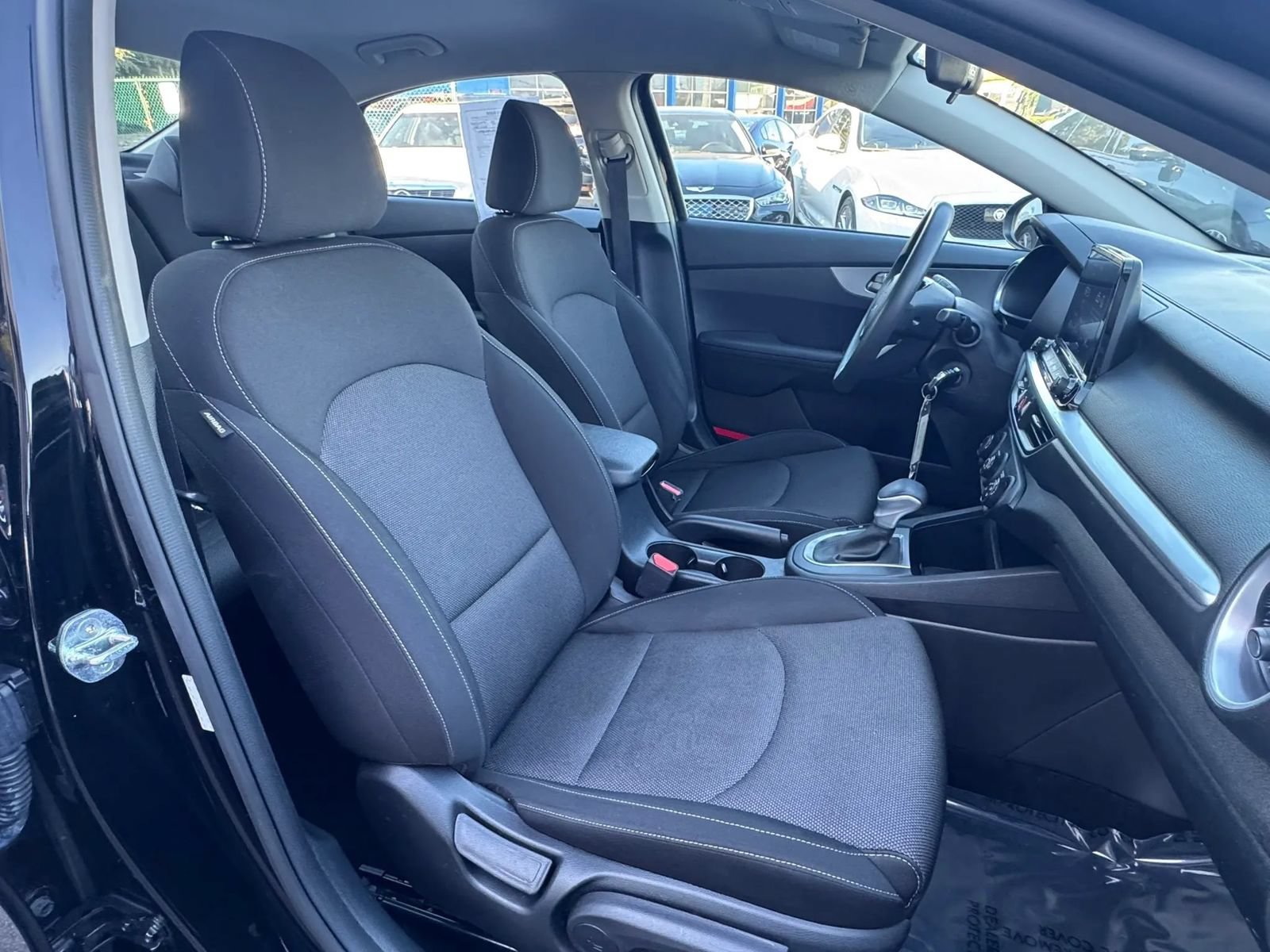 Used 2023 Kia Forte LXS FWD image 17