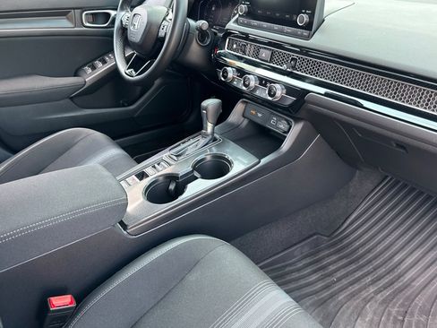 Certified 2024 Honda Civic Sport image 33