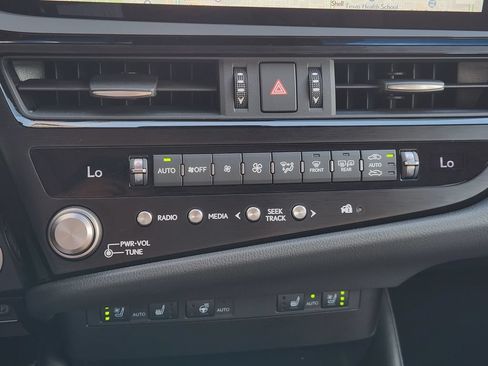 Certified 2025 Lexus ES 350 w/ Premium Package FWD image 18