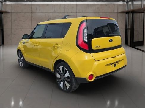 Used 2015 Kia Soul ! image 6