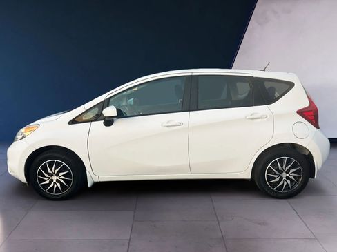Used 2016 Nissan Versa Note SV image 2