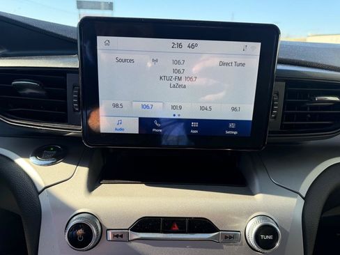 Used 2021 Ford Explorer XLT RWD image 40