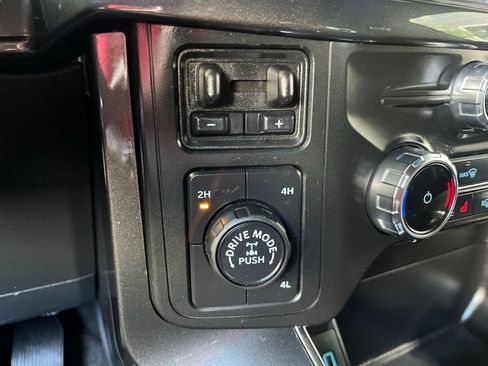 Used 2022 Ford F150 XLT w/ Equipment Group 302A High AWD/4WD image 39