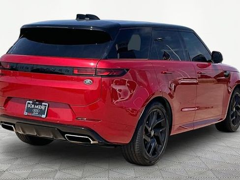 Used 2023 Land Rover Range Rover Sport SE Dynamic AWD/4WD image 2