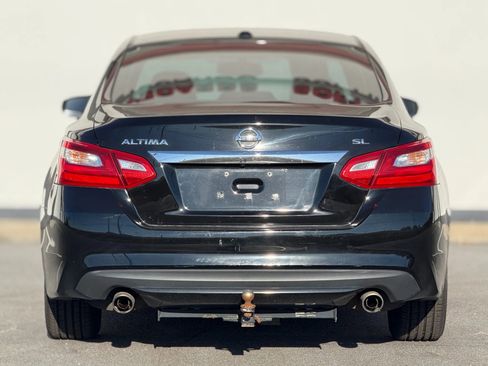 Used 2017 Nissan Altima 2.5 SL w/ 2.5 Technology Package image 4