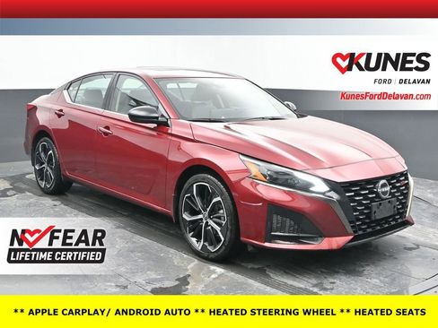 Used 2024 Nissan Altima 2.5 SR w/ SR Premium Package image 1