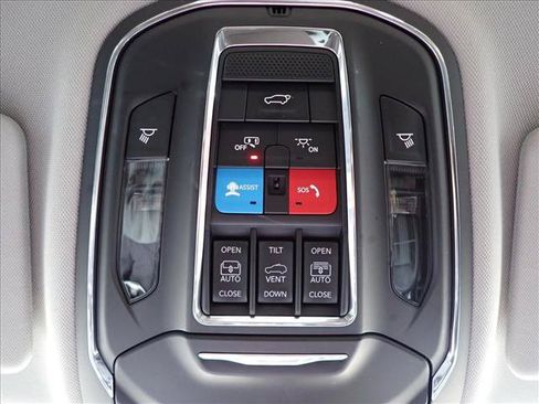 Used 2023 Jeep Grand Cherokee 4WD 4xe image 26