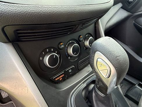 Used 2015 Ford Escape SE FWD image 12