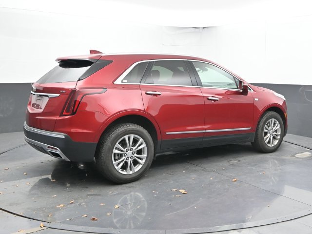 Used 2020 Cadillac XT5 Premium Luxury FWD image 2