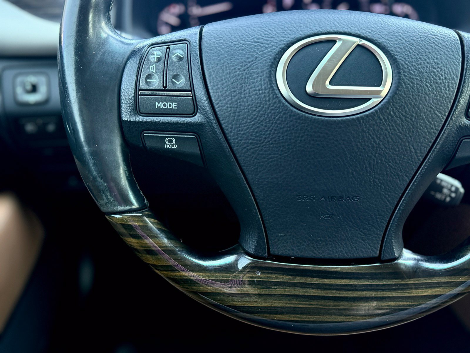 Used 2017 Lexus LS 460 w/ Comfort Package RWD image 26