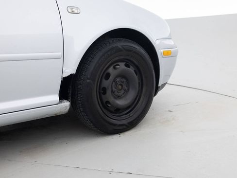 Used 2002 Volkswagen Jetta GLS FWD image 18