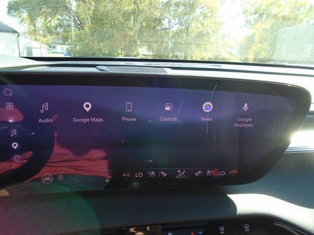 Certified 2026 Buick Enclave Avenir w/ Super Cruise Package AWD/4WD image 13