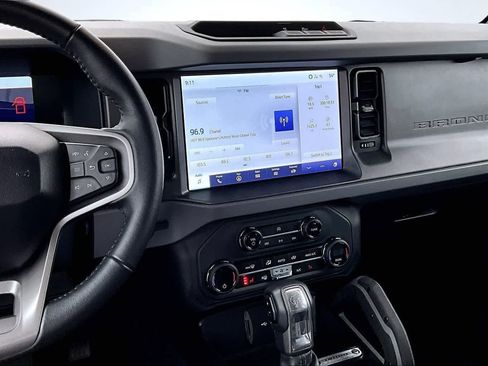 Used 2024 Ford Bronco Big Bend image 16