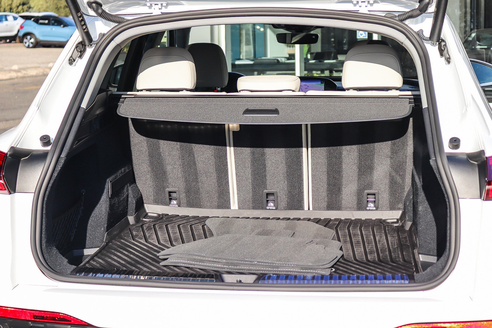 Used 2025 Audi Q5 Premium AWD/4WD image 30