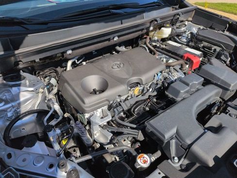 Used 2025 Toyota RAV4 LE image 22