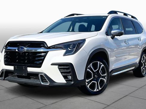 Used 2023 Subaru Ascent Touring image 1