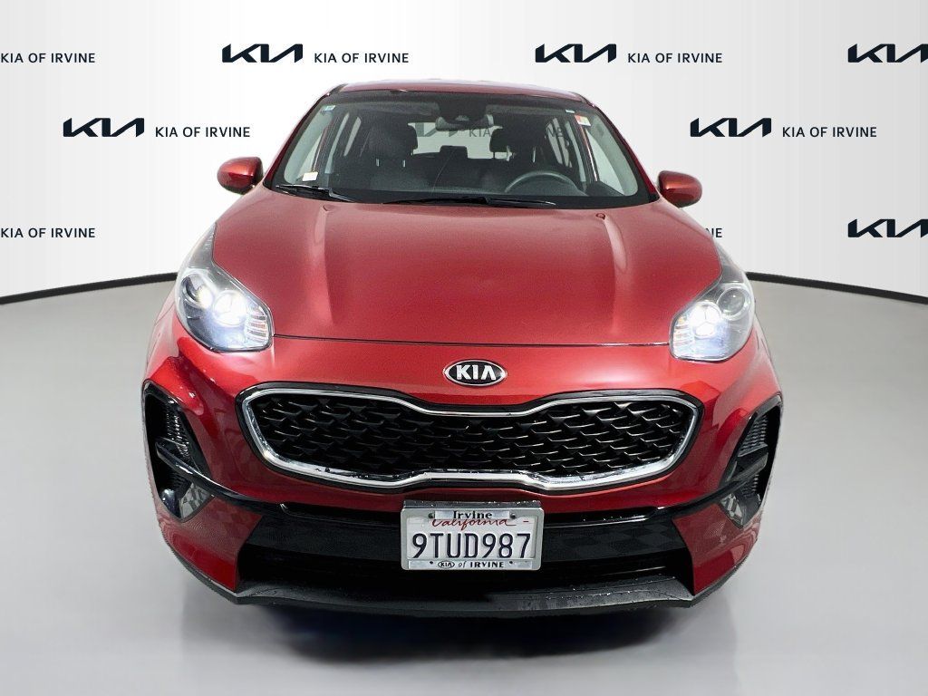 Certified 2022 Kia Sportage LX FWD image 2