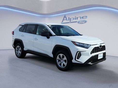 Used 2023 Toyota RAV4 LE image 7