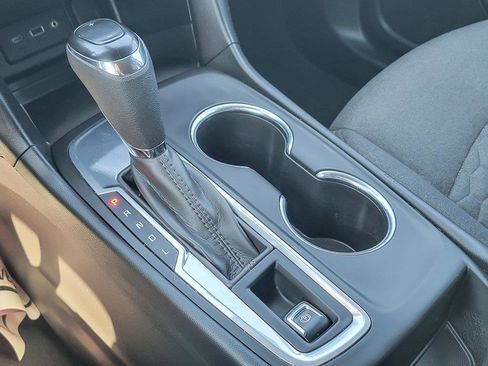 Certified 2021 Chevrolet Equinox LT image 16