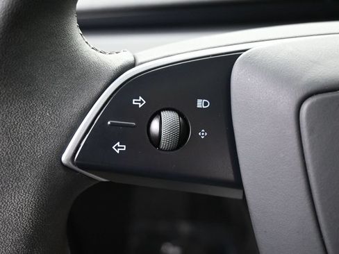 Used 2024 Tesla Model 3 Standard Range RWD image 17