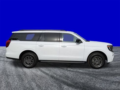 New 2025 Ford Expedition Max Active image 3
