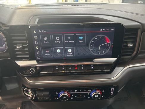 Used 2025 GMC Sierra 1500 SLT AWD/4WD image 28