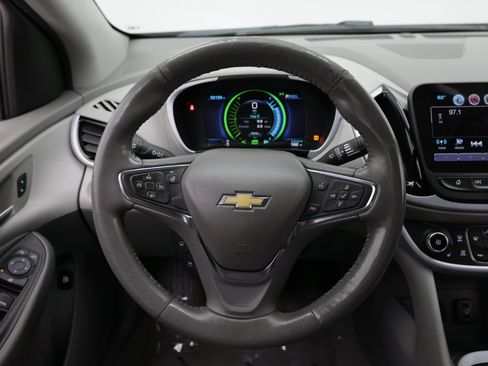 Used 2017 Chevrolet Volt LT w/ Comfort Package FWD image 28