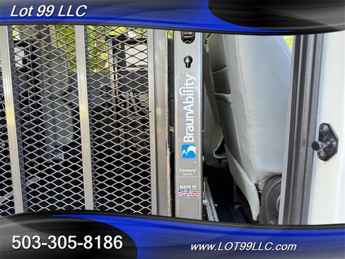 Used 2017 Ford Transit 350 XL RWD image 53