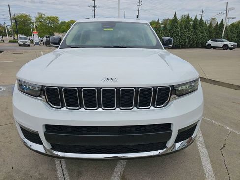 Certified 2021 Jeep Grand Cherokee L Limited AWD/4WD image 4