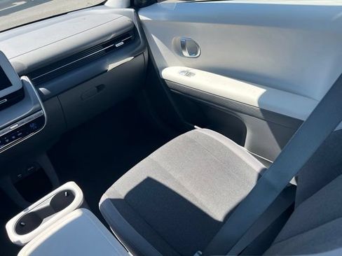 Used 2024 Hyundai Ioniq 5 SEL RWD image 15