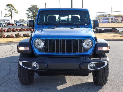 New 2026 Jeep Gladiator Sport image 3