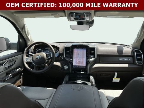 Certified 2025 RAM 1500 Laramie AWD/4WD image 12