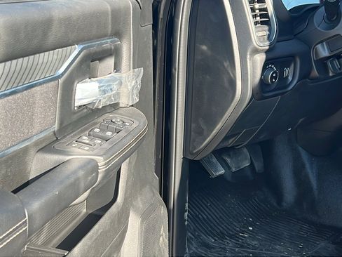 New 2025 RAM 5500 4x4 Crew Cab image 16