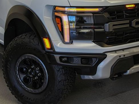 Used 2025 Ford F150 Raptor AWD/4WD image 2