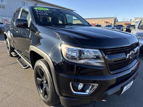 Used 2016 Chevrolet Colorado LT w/ Midnight Edition image 11