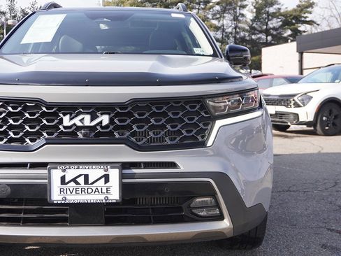Used 2022 Kia Sorento SX Prestige image 20