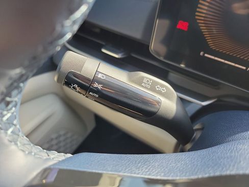 New 2026 Kia Carnival EX image 29