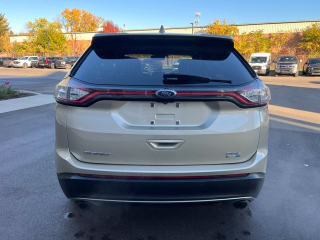 Used 2018 Ford Edge SEL w/ Equipment Group 201A AWD/4WD image 6