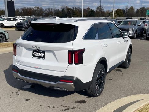 New 2026 Kia Sorento S image 7