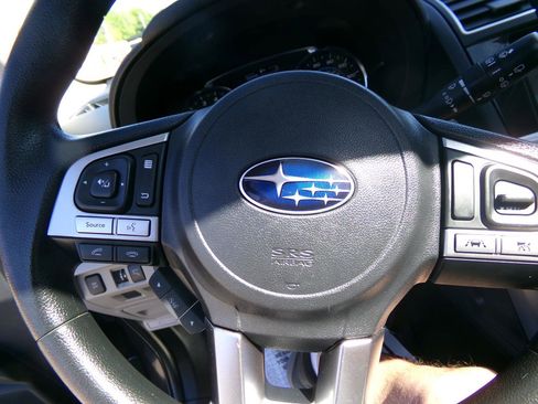 Used 2018 Subaru Forester 2.5i Premium AWD/4WD image 24