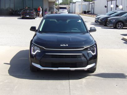 New 2026 Kia Niro LX
